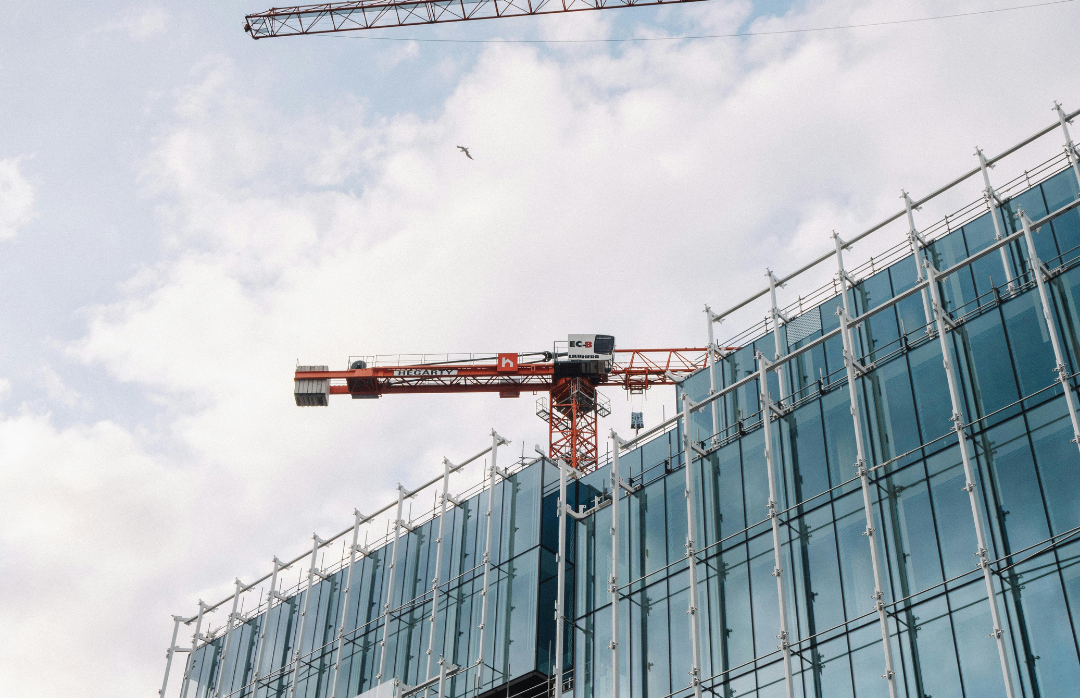 Overlapping phases of data center construction where early staffing decisions impact later project stages.